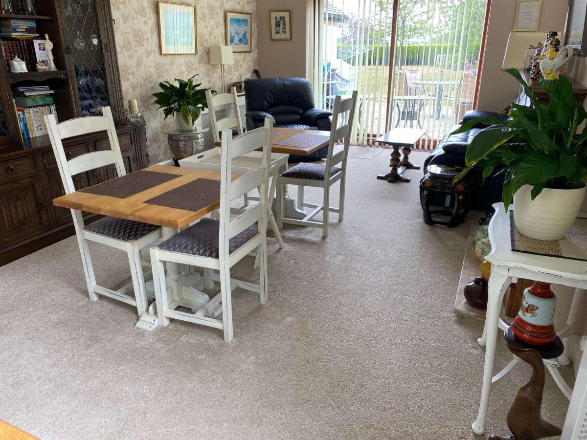 ออร์ชาร์ด ไซด์ เบด แอนด์ เบรกฟาสต์ Bed & Breakfast Hanley Swan ภายนอก รูปภาพ