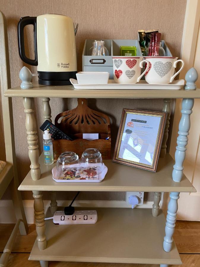 ออร์ชาร์ด ไซด์ เบด แอนด์ เบรกฟาสต์ Bed & Breakfast Hanley Swan ภายนอก รูปภาพ